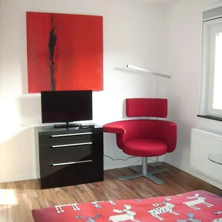 度假居 昂比恩蒂度假屋 *