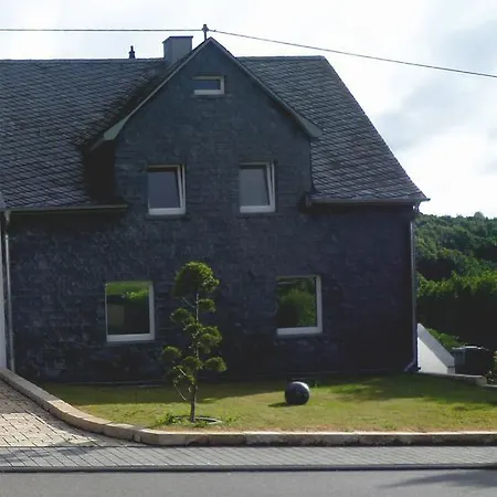 度假居 昂比恩蒂度假屋 *